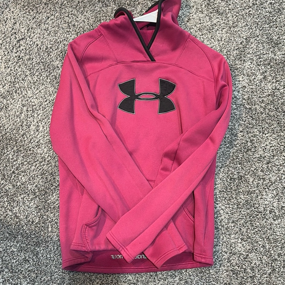 Under Armour sweatshirt